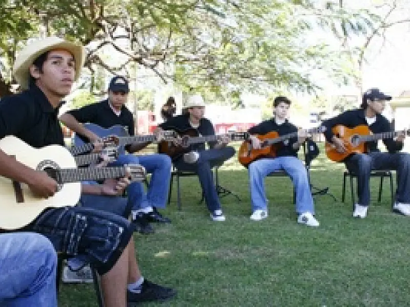 UEMS oferece curso gratuito de música para a comunidade