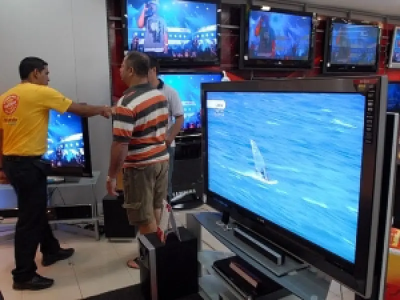 O governo estuda subsidiar a compra de TV digital