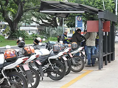 Lei estabelece novo critério para benefício fiscal a mototaxistas