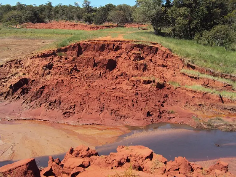 Por represa irregular, proprietário é autuado em R$ 70 mil