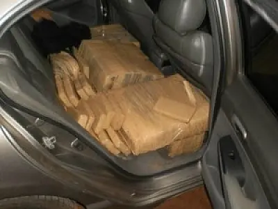 PRE flagra homem levando 300 kg de maconha para MG