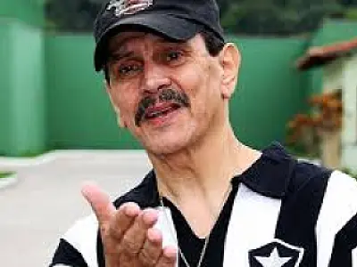 Roberto Jefferson se entrega à Polícia Federal nesta segunda-feira