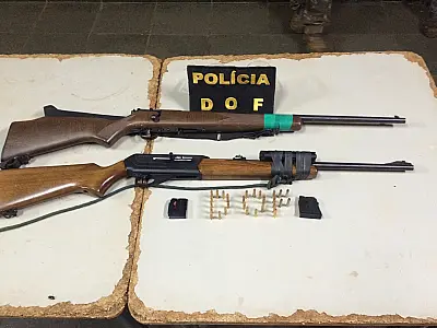 DOF prende dois homens por porte ilegal de arma de fogo e crime ambiental