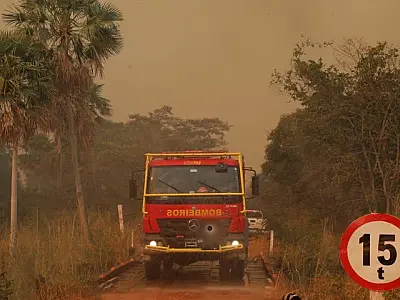Bombeiros de MS mantém ações de controle, monitoramento e rescaldo no Pantanal