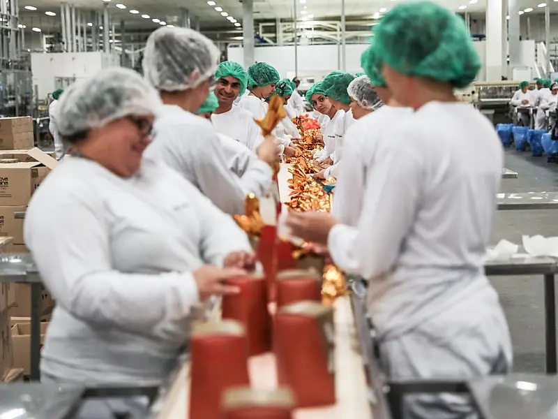 Produção da indústria sobe 1,1% em março ante 2016, mas cai 1,8% em relação a fevereiro