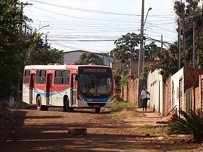 Governo garante asfalto ao Parque Lageado