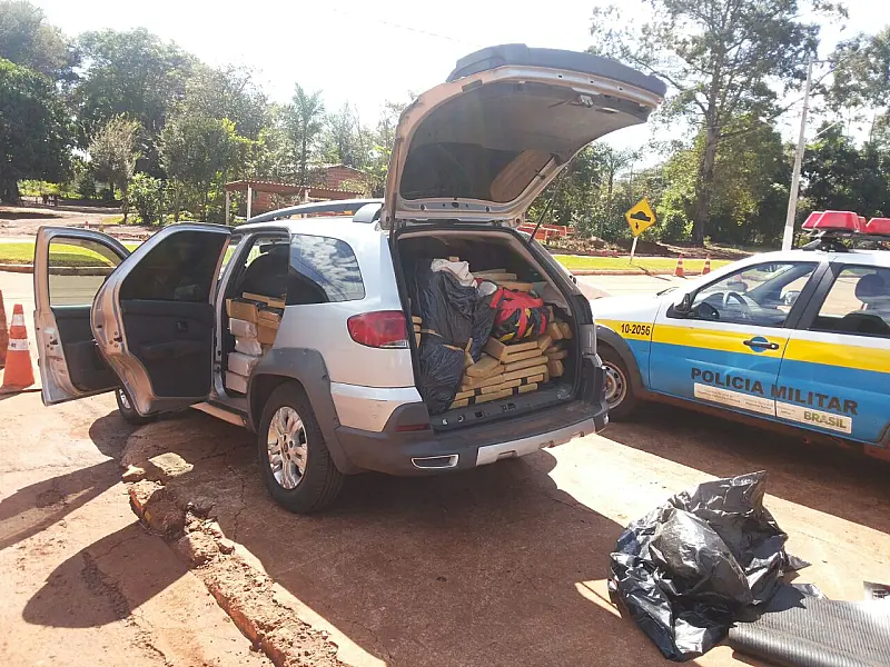 Polícia Militar Rodoviária apreende Pálio carregado com maconha; um homem foi preso