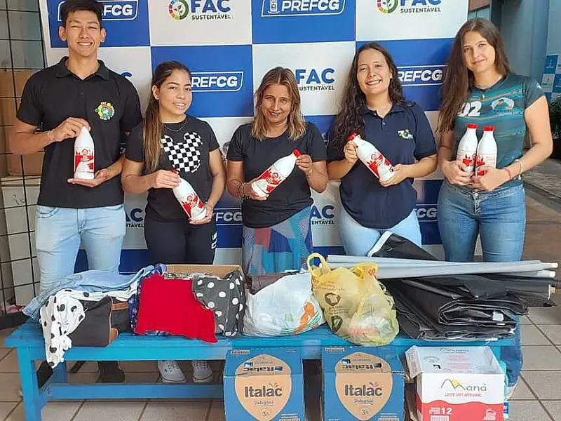 Após campanha solidária, alunos do curso de química da UFMS fazem doação ao FAC