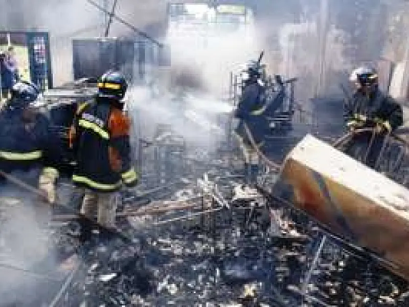 Incêndio destrói prédio da Patrulha Mirim de Dourados