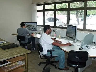 Criar vai além de inspiração e depende de estudo, afirmam profissionais de publicidade
