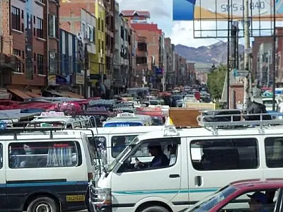 Prazo para nacionalizar veículos na Bolívia termina nesta segunda-feira