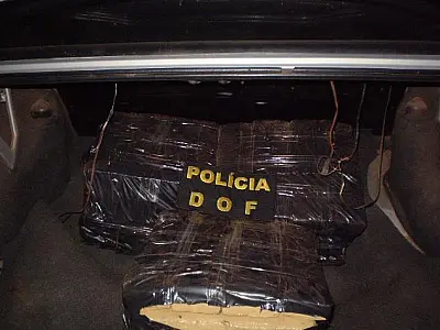 DOF apreende cerca 50 Kg de maconha em porta-malas de carro