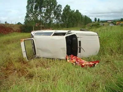 Acidente na BR 163 mata idoso e deixa esposa e filha feridas