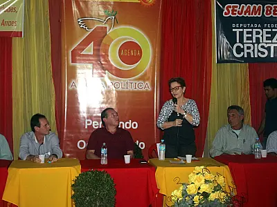 Em Sidrolândia, Tereza Cristina confirma apoio do PSB a reeleição do atual prefeito