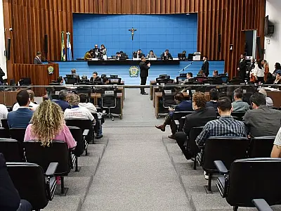 Deputados devem votar cinco projetos na sessão plenária desta quarta-feira