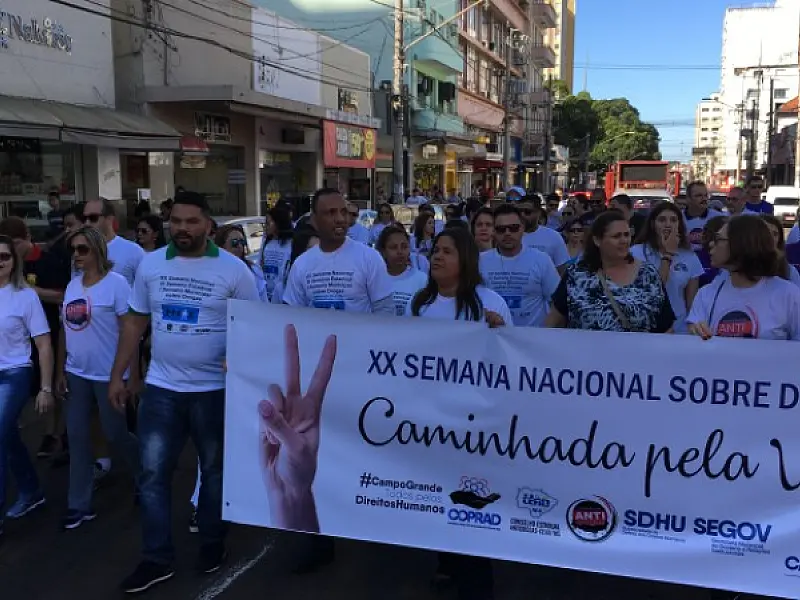 Semed participa de caminhada de conscientização e combate às drogas