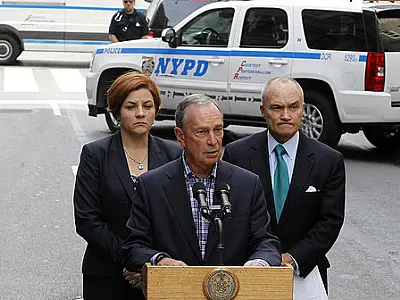 Por meio ambiente, prefeito de NY anuncia apoio a Obama