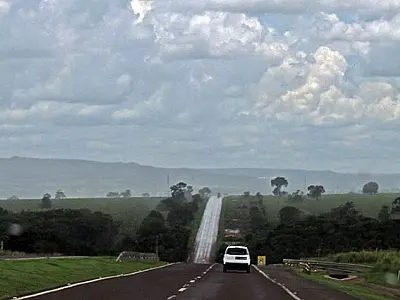 Aumento de nuvens e chuva marcam a quinta-feira em Mato Grosso do Sul

