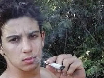 Jovem mata ex-namorada de 17 anos e ataca outras três pessoas