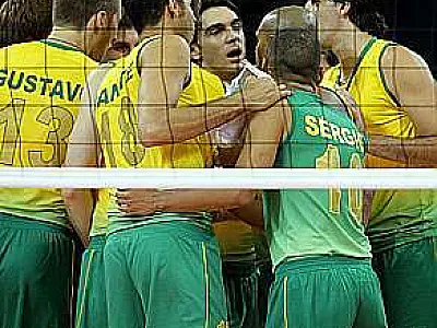 Seleção brasileira masculina de vôlei embarcou neste domingo para Londres rumo ao tri
