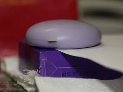 Moradora encontra “lâmina” em sabonete do “O Boticário”