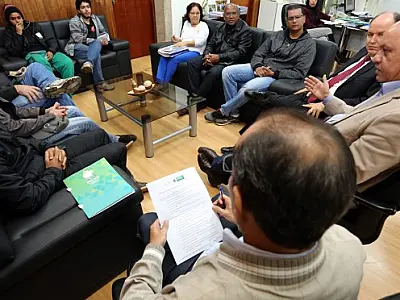Acordo põe fim a impasse e servidores do Detran voltam ao trabalho nesta quinta-feira