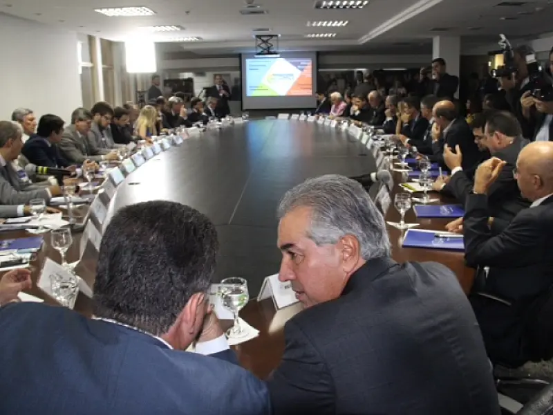 Brasil Central reúne governadores, ministro das Cidades e BNDES em Campo Grande