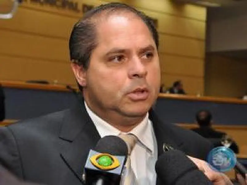 TRE-MS concede liminar e Mario Cesar retorna à presidência da Câmara