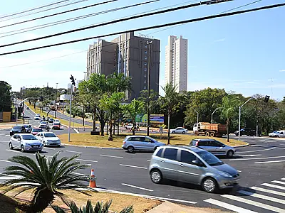 Com custo de R$ 1,6 milhões, obra da rotatória da Mato Grosso com a Via Parque é finalizada