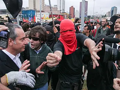 Dia do Professor terá protesto em 15 cidades