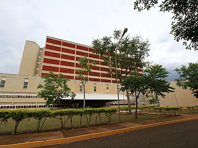 Governador entrega obras de ampliação e participa de comemoração do HRMS