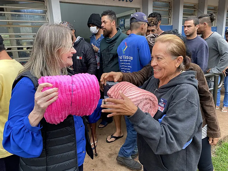 Ações do Seas e entrega de agasalhos e cobertores pelo FAC marcam primeiro final de semana de frio