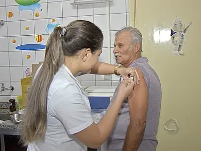 Vacina contra gripe para população de risco está disponível até o fim do estoque