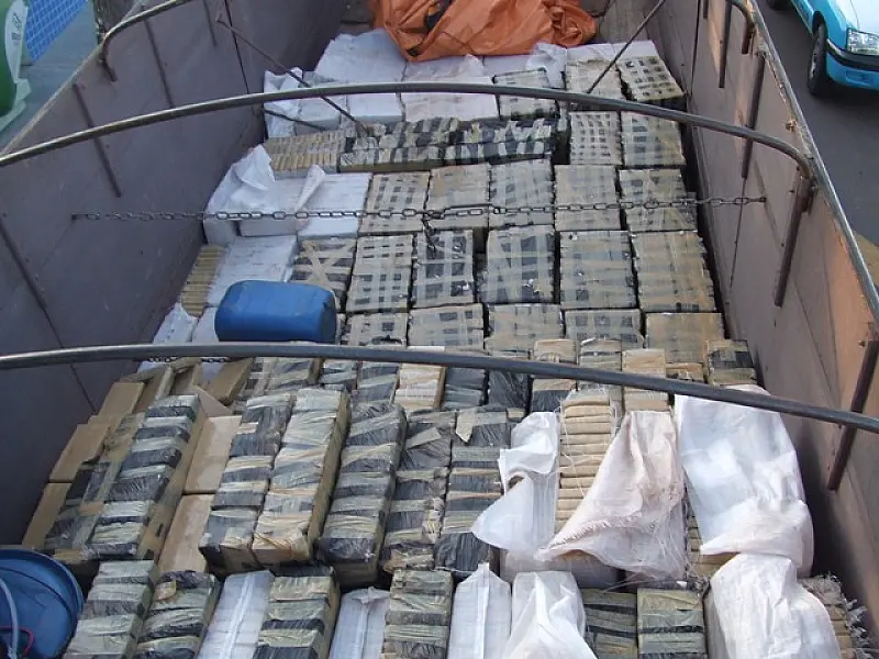 PRF apreende quatro toneladas de maconha em Camapuã
