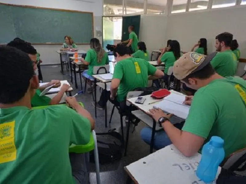 Publicada relação de estudantes na 1ª fase de designação da Rede Estadual de Ensino