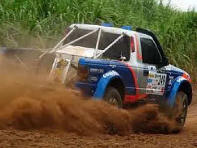 Marcos Kffuri e Rodrigo Czech querem pódio no 11º Rally dos Bandeirantes