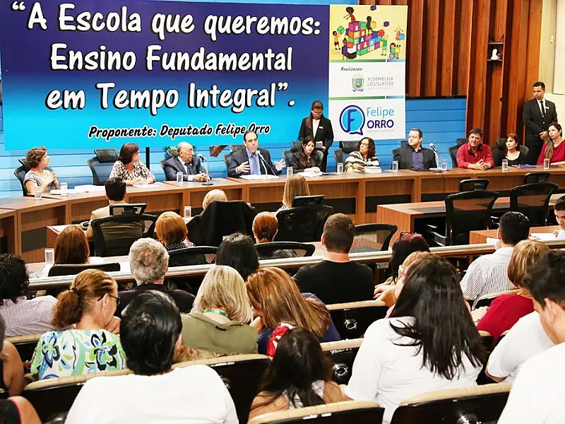 Audiência debate ações para implantação da escola em tempo integral