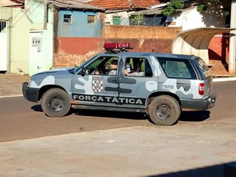 Jovem de 20 anos mata marido com uma facada no coração