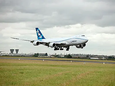 Cargueiro faz 1º voo transatlântico com biocombustível