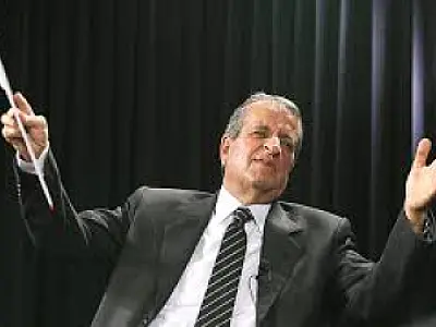 Valdemar Costa Neto renuncia ao mandato