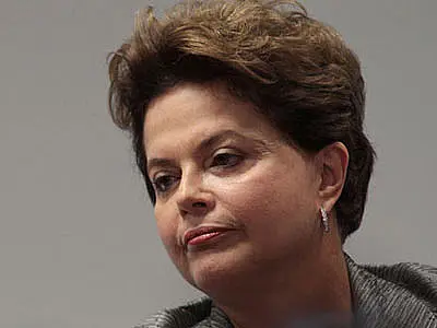 Dilma veta partes do Código Florestal que favorecem desmatamento