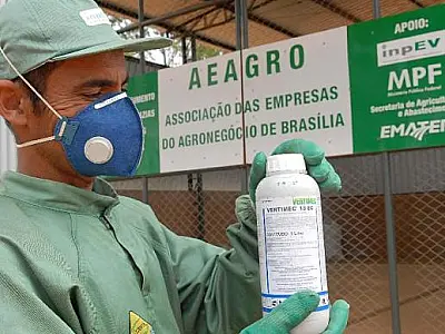 Brasil recolhe 94% das embalagens de defensivos agrícolas