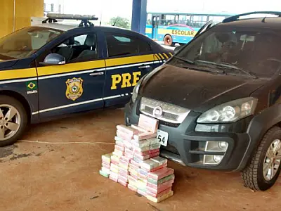 PRF apreende carga de cocaína avaliada em R$ 700 mil