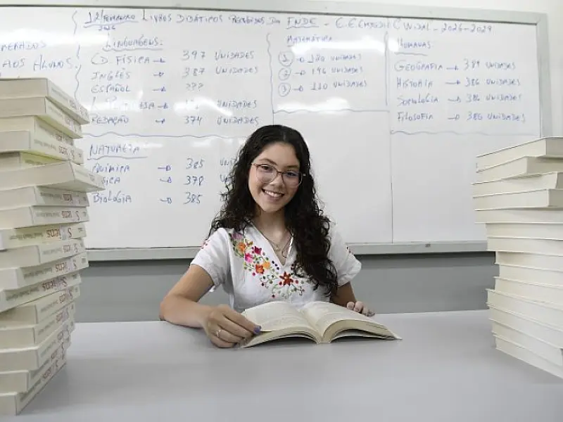 Com ensino de qualidade, Rede Estadual realiza sonhos e aprova estudantes para universidades