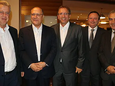 Reinaldo Azambuja e governadores do Brasil Central fazem última reunião do bloco em 2017