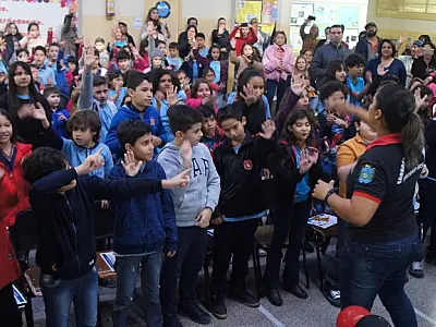 Programa antidrogas forma mais três mil alunos da Rede Municipal de Ensino