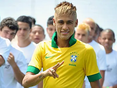 Bebeto e Gallo são apresentados em lançamento de camisa da Seleção