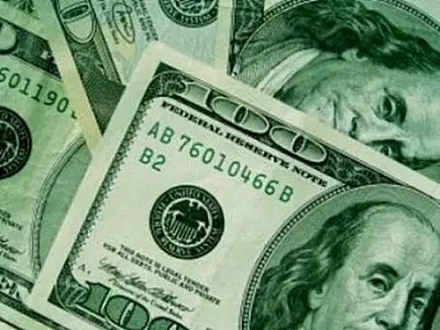 Governo toma medidas para conter queda do dólar